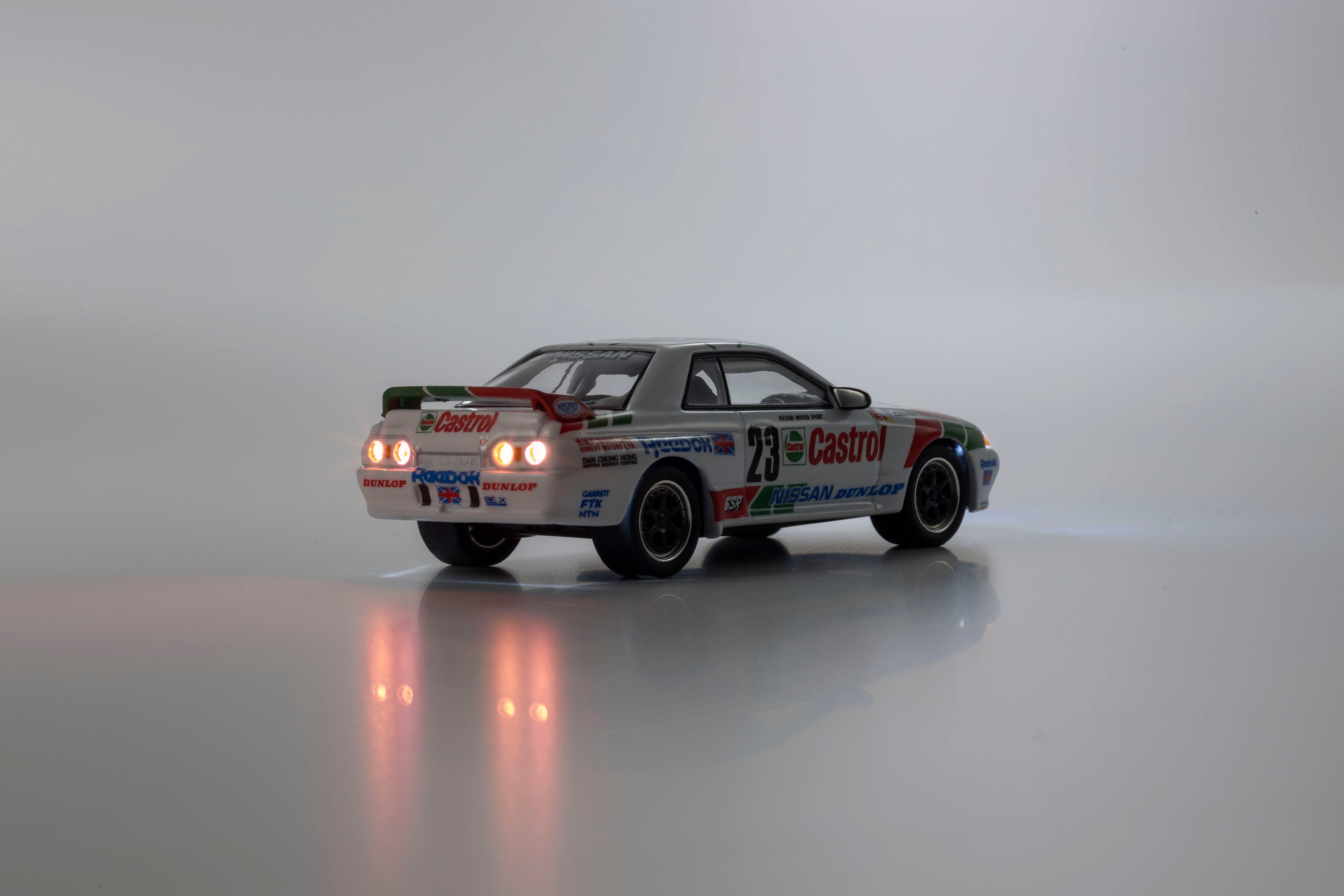 Kyosho 1:64 Castrol Skyline GT-R(R32) Gr.A 1990#23 07012LC