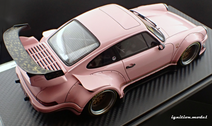 [Preorder] Ignition Model 1:18 Porsche RWB 930 Pink IG3620