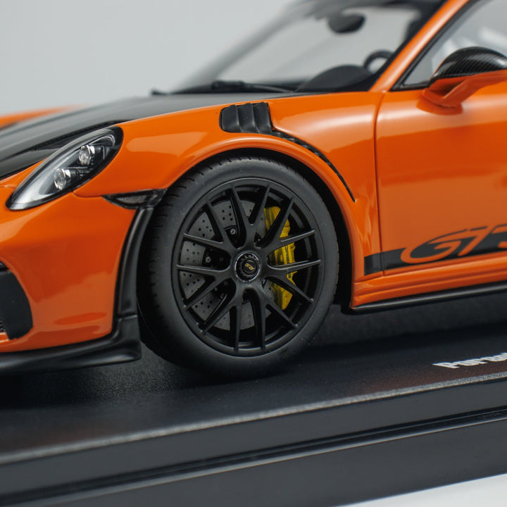 GT Spirit 1:18 PORSCHE 911 (991.2) GT3 RS CLDC044