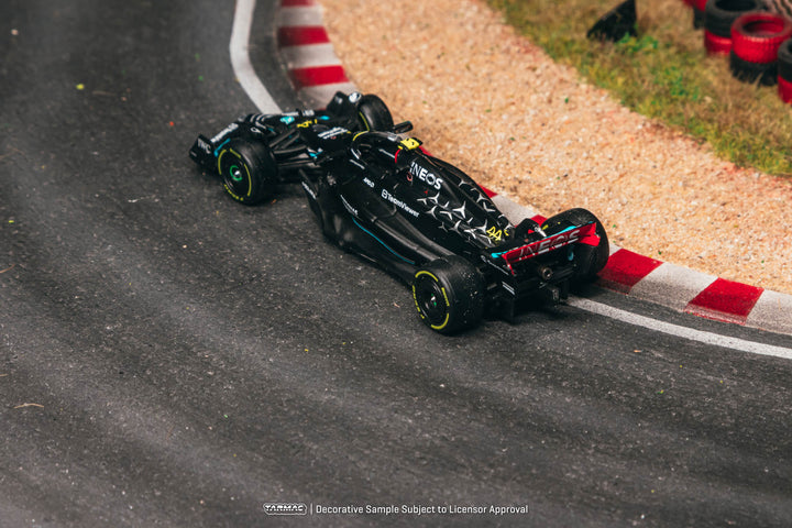 [Preorder] Tarmac Works 1:64 Mercedes-AMG F1 W14 E Performance Italian Grand Prix 2023 #44 Lewis Hamilton – Mijo Exclusives – Global64 T64G-F064-LH3