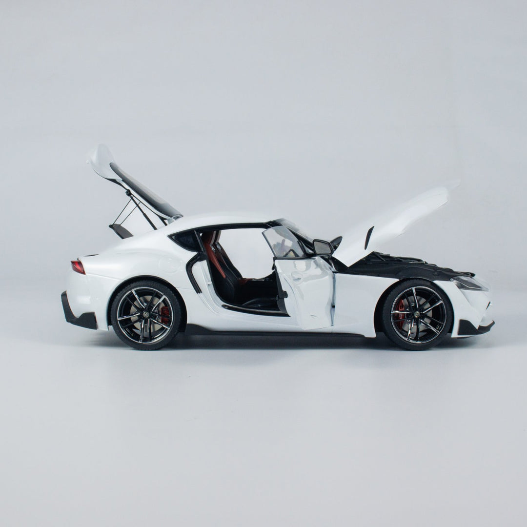 [Preorder] WELL 1:18 Toyota Supra A90 (2 Colors)