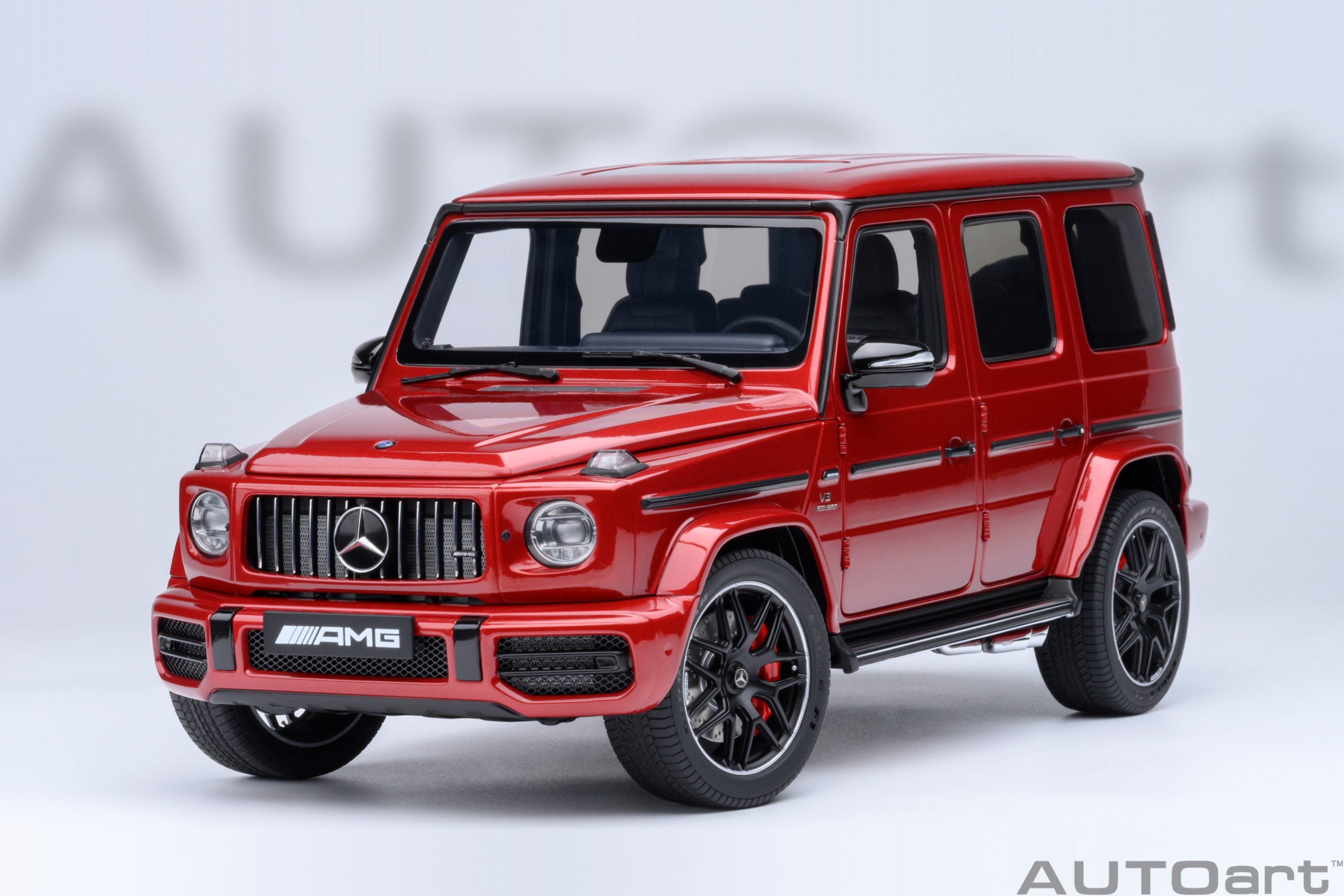 メルセデスAMG G63 AUTOartモデルカー 1/18 新品同様程度 AUTOart 1:18 Mercedes-AMG G63 2019 (Designo Cardinal Red Metallic