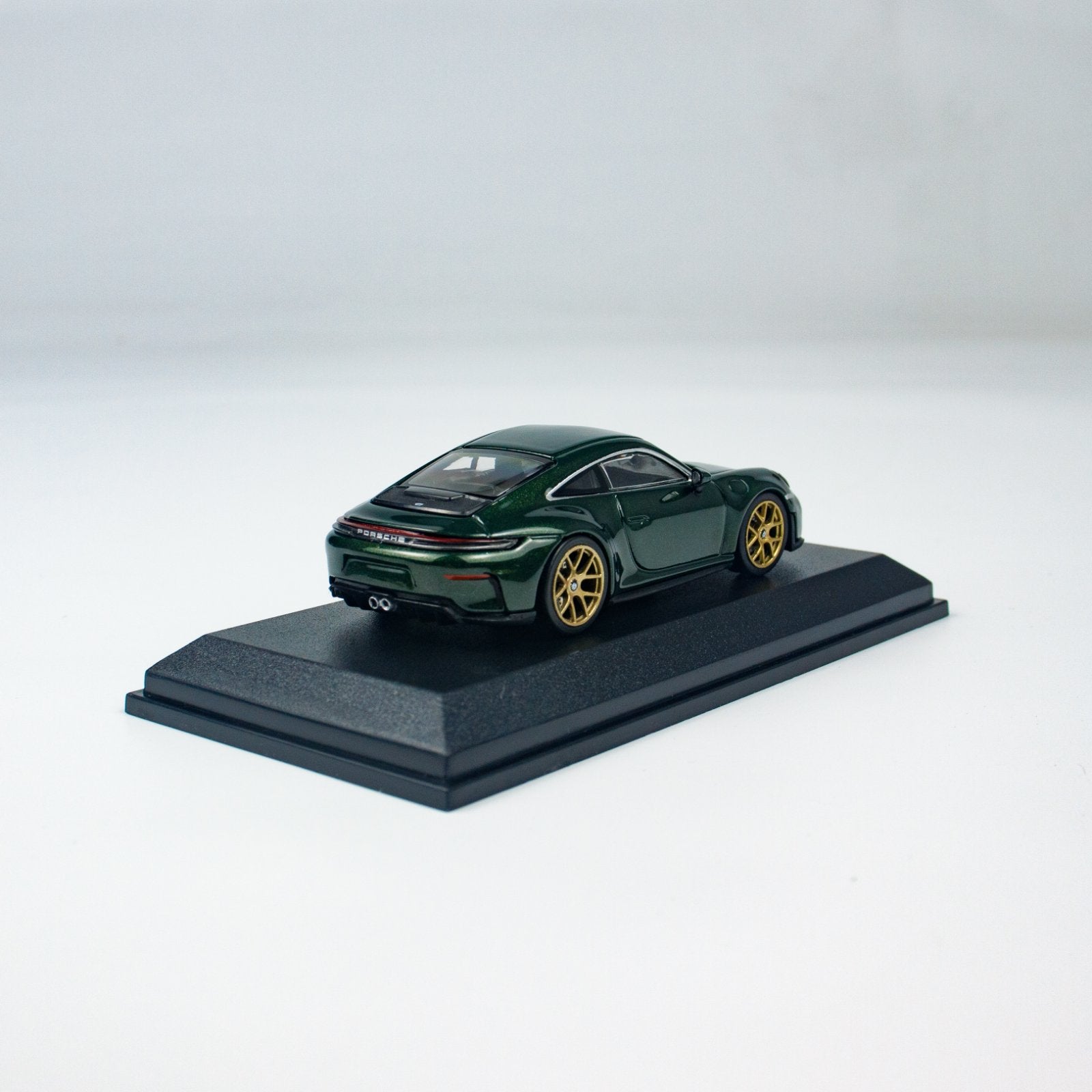 Minichamps 1:64 PORSCHE 911 (992.2) GT3 TOURING - 2025 - GREEN