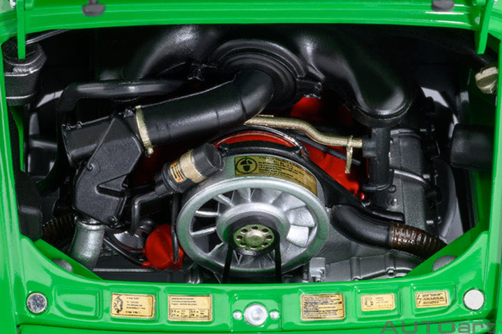 [Preorder] AUTOart 1:18 Porsche 911 Carrera 2.7 RS Viper Green/Black Stripes 78034