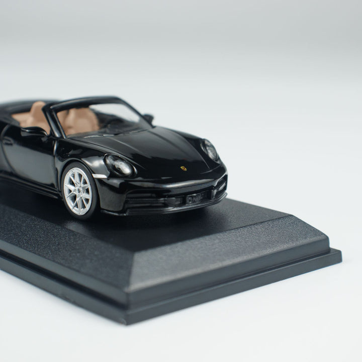 [Preorder] Minichamps 1:64 PORSCHE 911(992.2) CARRERA CABRIOLET  CLDC 643064035