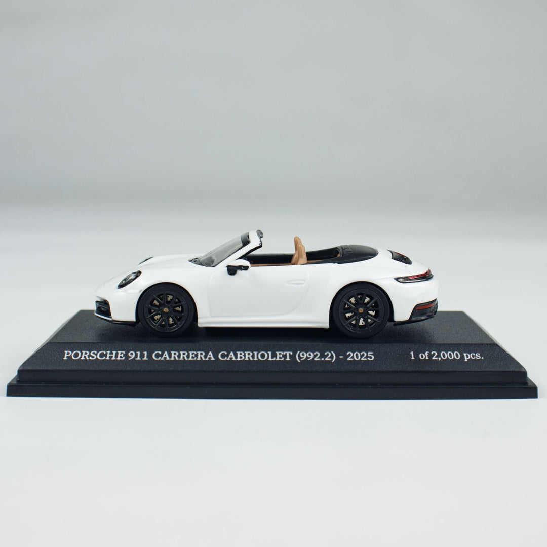 [Preorder] Minichamps 1:64 PORSCHE 911(992.2) CARRERA CABRIOLET CLDC 643064036