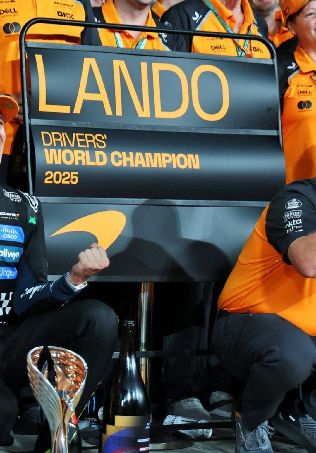 McLaren presenta su oscuro F1 2023, el MCL60 de Norris y Piastri McLaren presenta su oscuro F1 2023, el MCL60 de Norris y Piastri