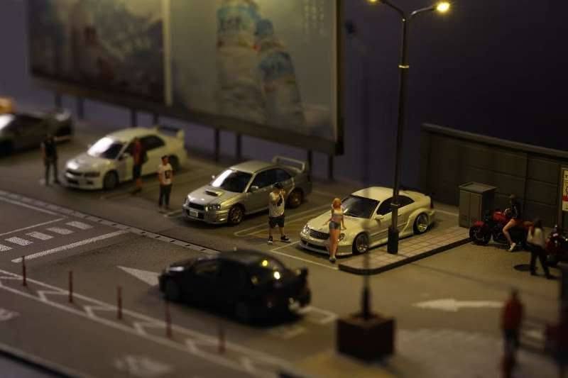 YOU&amp;CAR 1:64 Billboard Parking Lot Scene