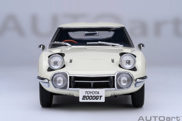 [Preorder] AUTOart 1:18 Toyota 2000GT 1967 White 79546