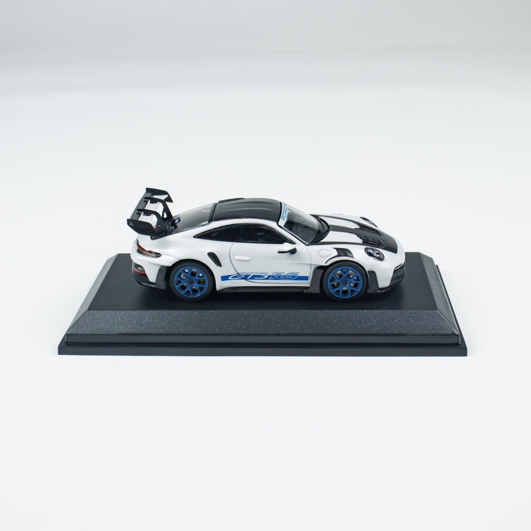 [Preorder] MINICHAMPS 1:64 PORSCHE 911 (992) GT3 RS - 2022 CLDC 643062122