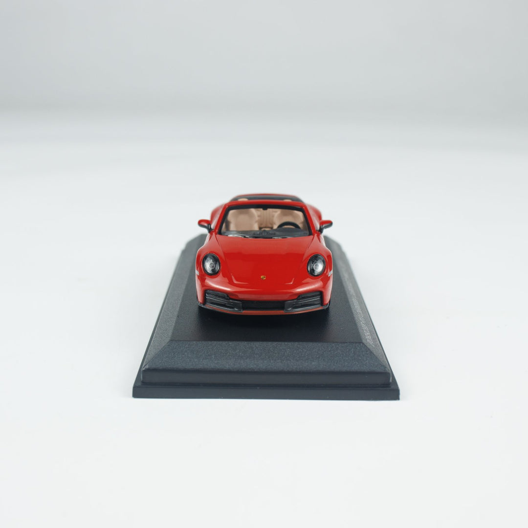 [Preorder] Minichamps 1:64 PORSCHE 911 (992.2) CARRERA CABRIOLET  CLDC 643064033