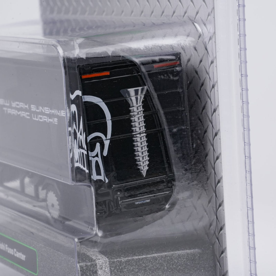 [Preorder] Tarmac Works 1:64 Mitsubishi Fuso Canter New York Sunshine T64T-TL002-NYS