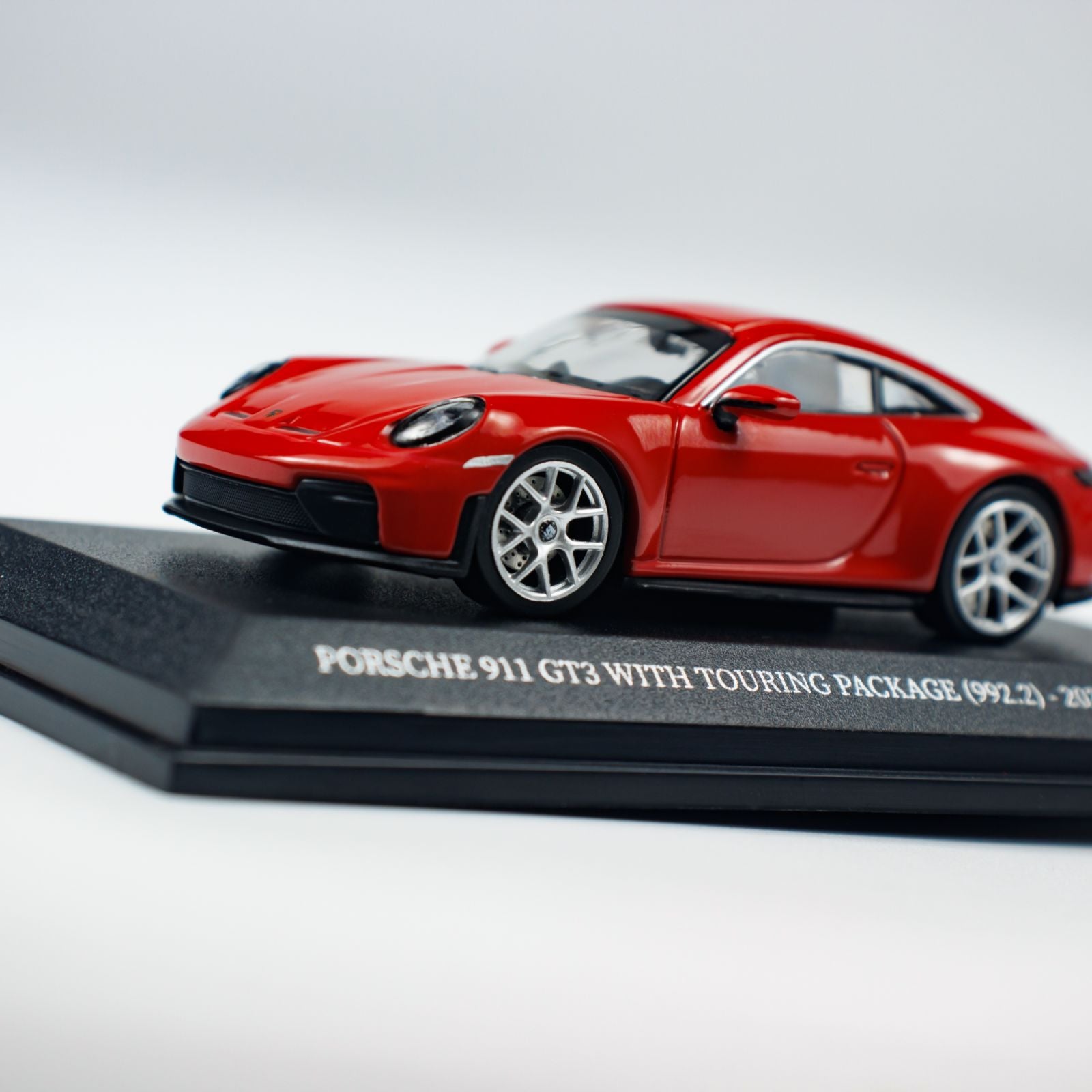 Minichamps 1:64 PORSCHE 911 (992.2) GT3 TOURING - 2025 - RED CLDC