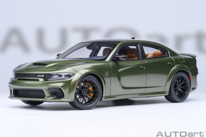 AUTOart 1:18 Dodge Charger SRT Hellcat Redeye jailbreak F8 Green 71752