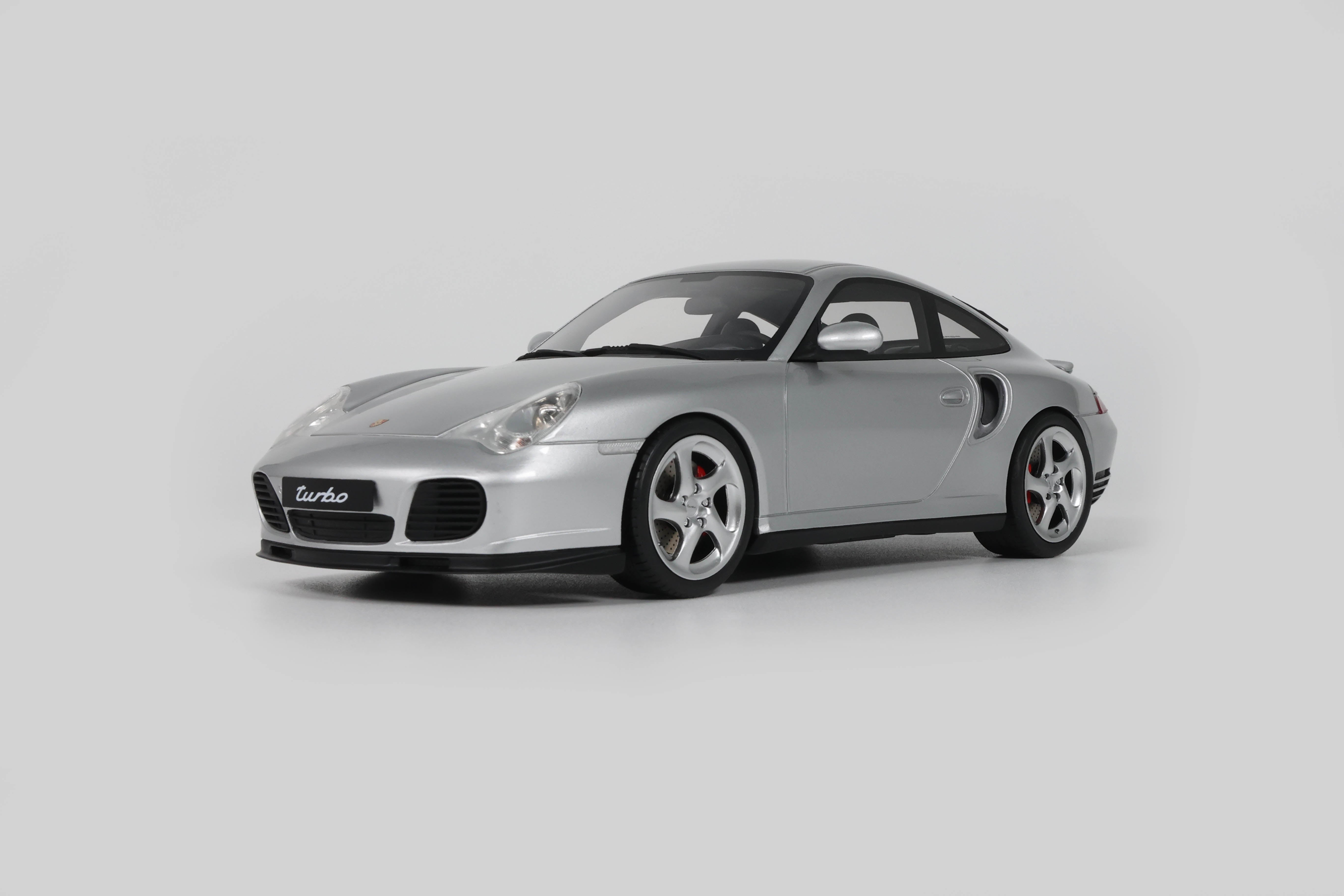 GT Spirit 1:18 – Horizon Diecast