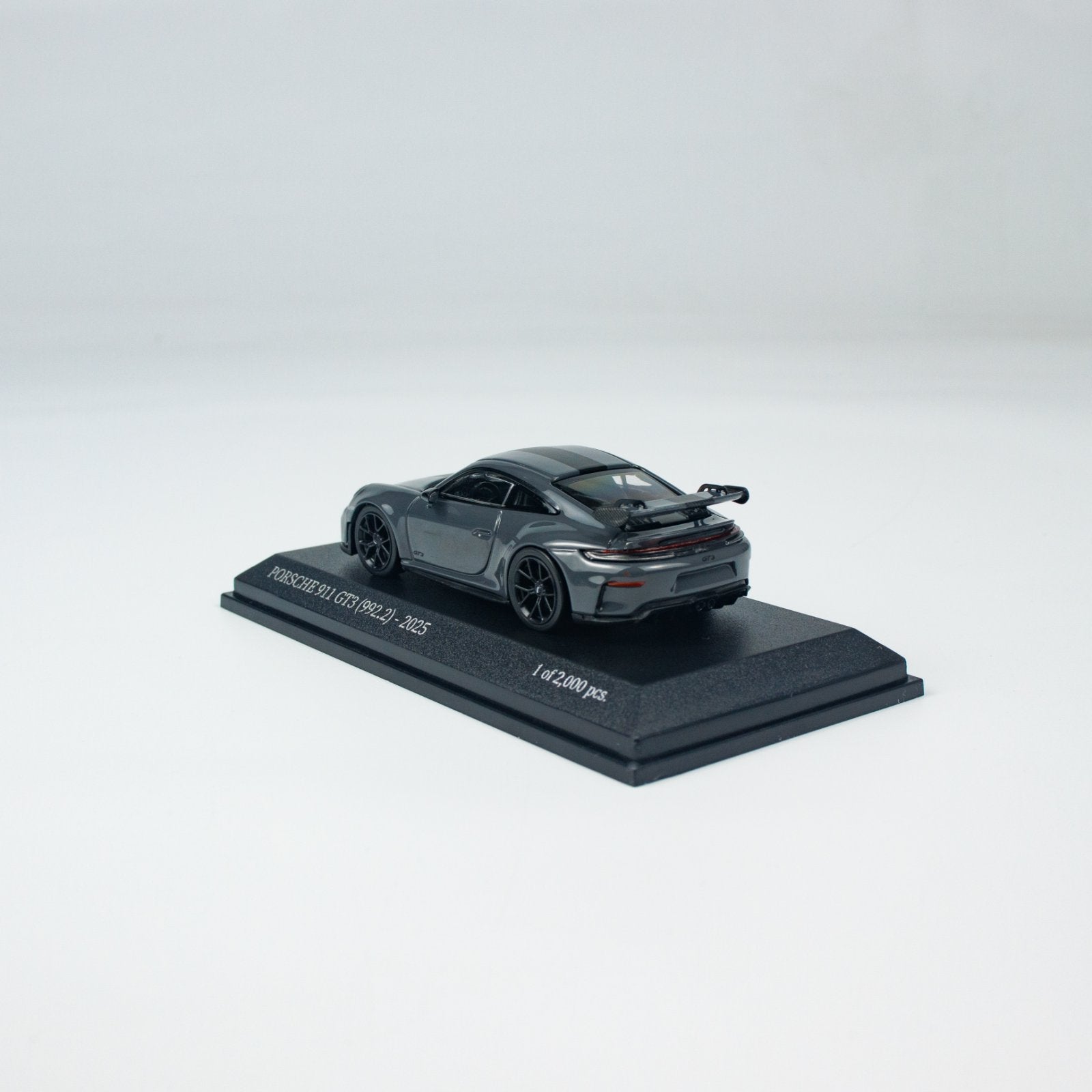 Minichamps 1:64 PORSCHE 911 (992.2) GT3 - 2025 - Grey CLDC