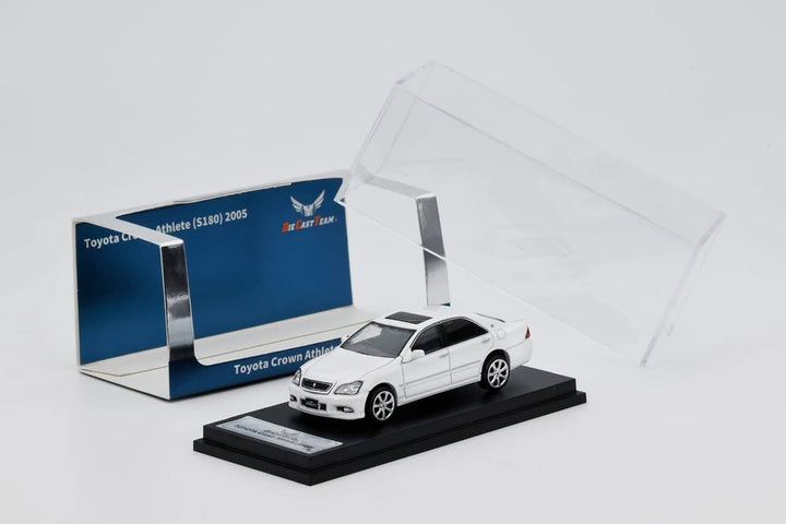 DCT 1:64 Toyota Crown Athlete White (RHD) LL-053-247