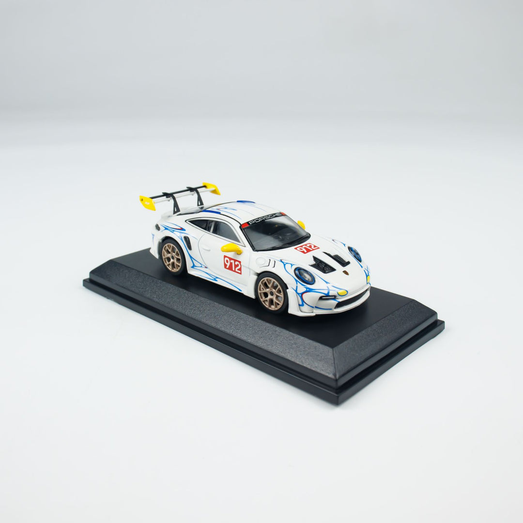 [Preorder] MINICHAMPS 1:64 PORSCHE 911 (992) GT3 RS - 2024 CLDC 643062121