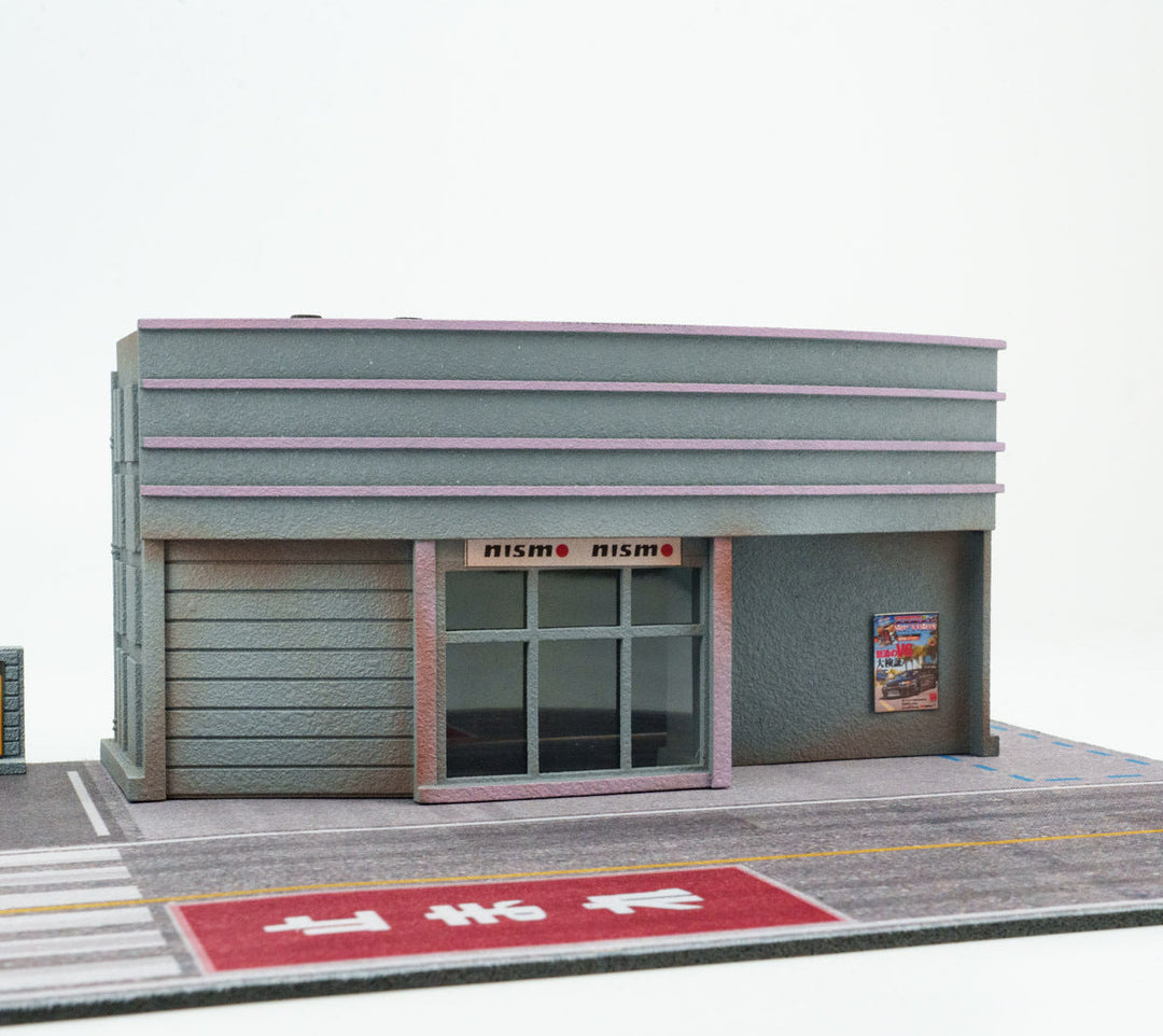Magic City 1:64 Japanese Nismo 4S Dealership (2 Colours) 110087/ 110088