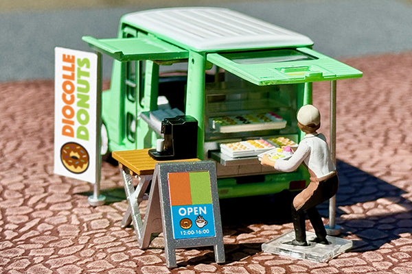 [Preorder] TLVN Tomica Limited Vintage Neo 1:64 DioColle 64 Carsnap 24a Donut Stand