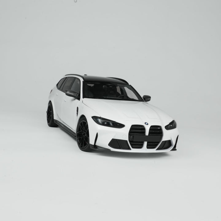 [Preorder] MINICHAMPS 1:18 BMW M3 TOURING - 2024 - ALPINE WHITE CLDC 113024018