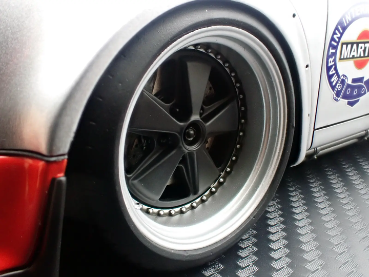 [Preorder] Ignition Model 1:18 PORSCHE RWB Backdate  Silver / Orange IG3879