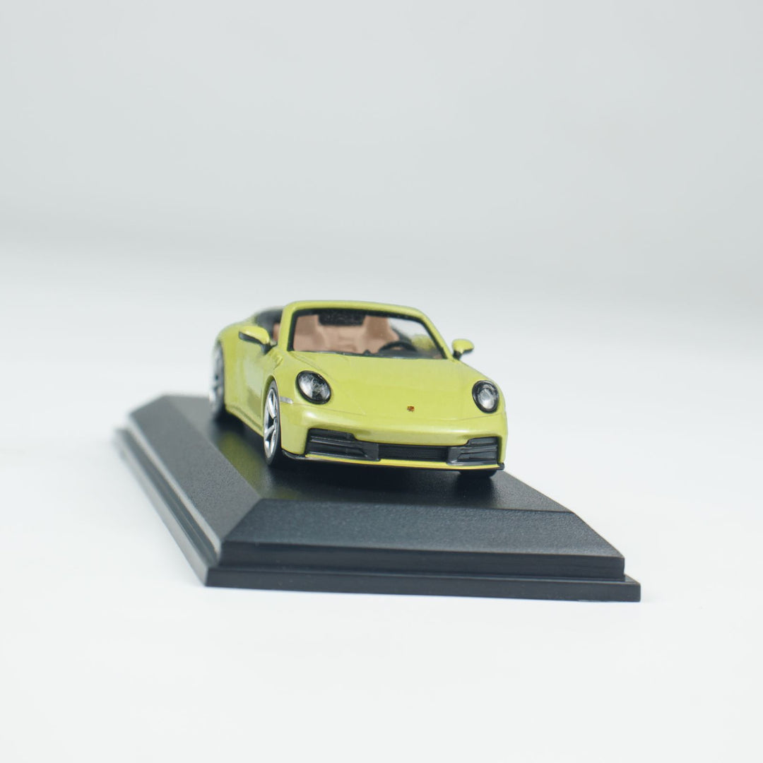 [Preorder] Minichamps 1:64 PORSCHE 911(992.2) CARRERA CABRIOLET YELLOW CLDC 643064034