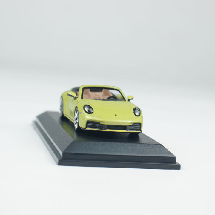 [Preorder] Minichamps 1:64 PORSCHE 911(992.2) CARRERA CABRIOLET YELLOW CLDC 643064034