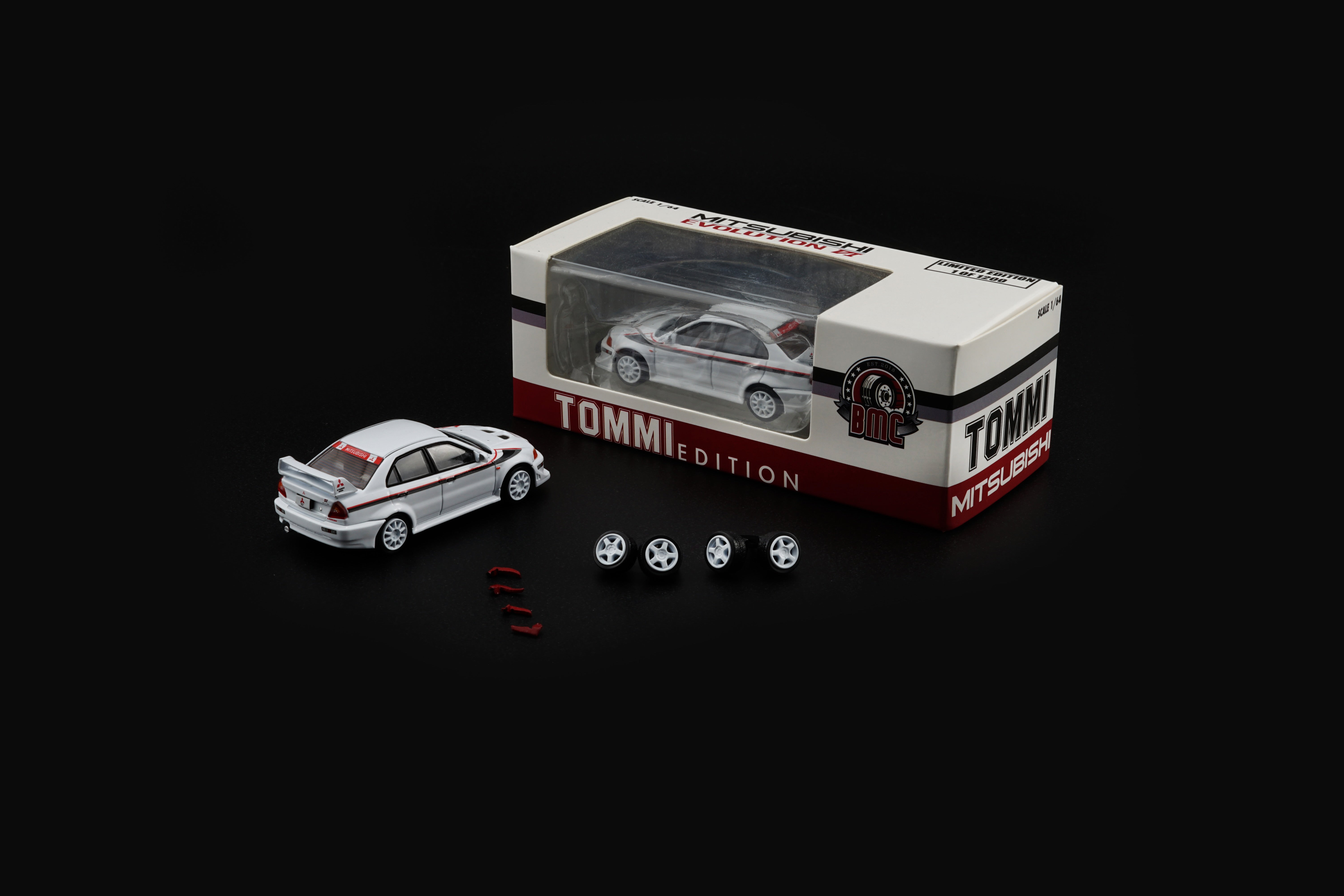 BM Creation 1:64 Mitsubishi Lancer EVO 6.5 -White Tommi Edition
