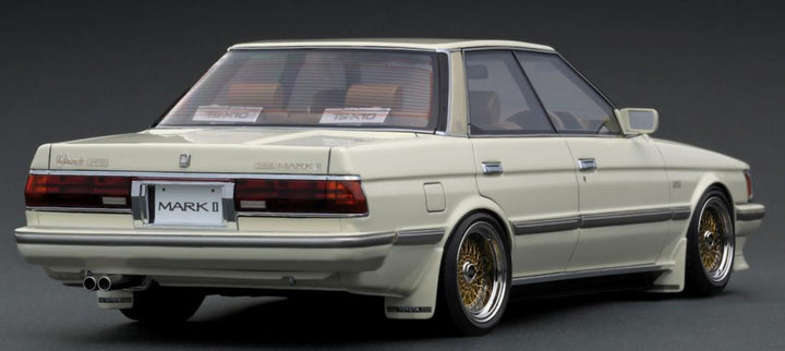 [Preorder] Ignition Model 1:18 Toyota Mark II Grande Limited (GX71)  Pearl White IG3822