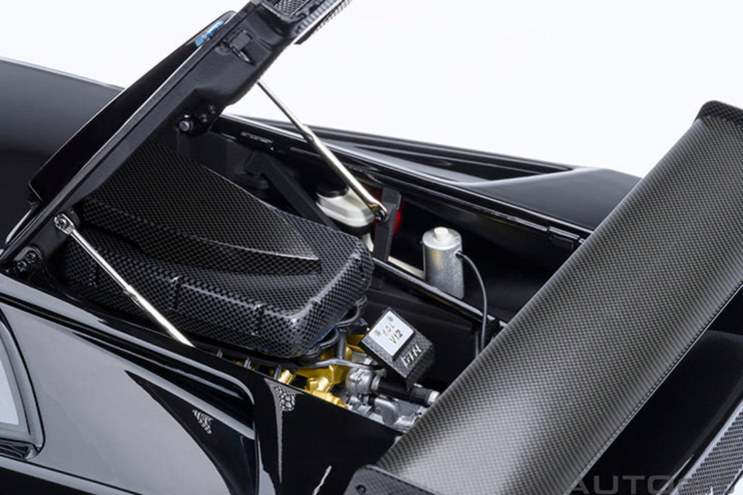 [Preorder] AUTOart 1:18 Lamborghini Diablo GT-R   - Deep Black 79137