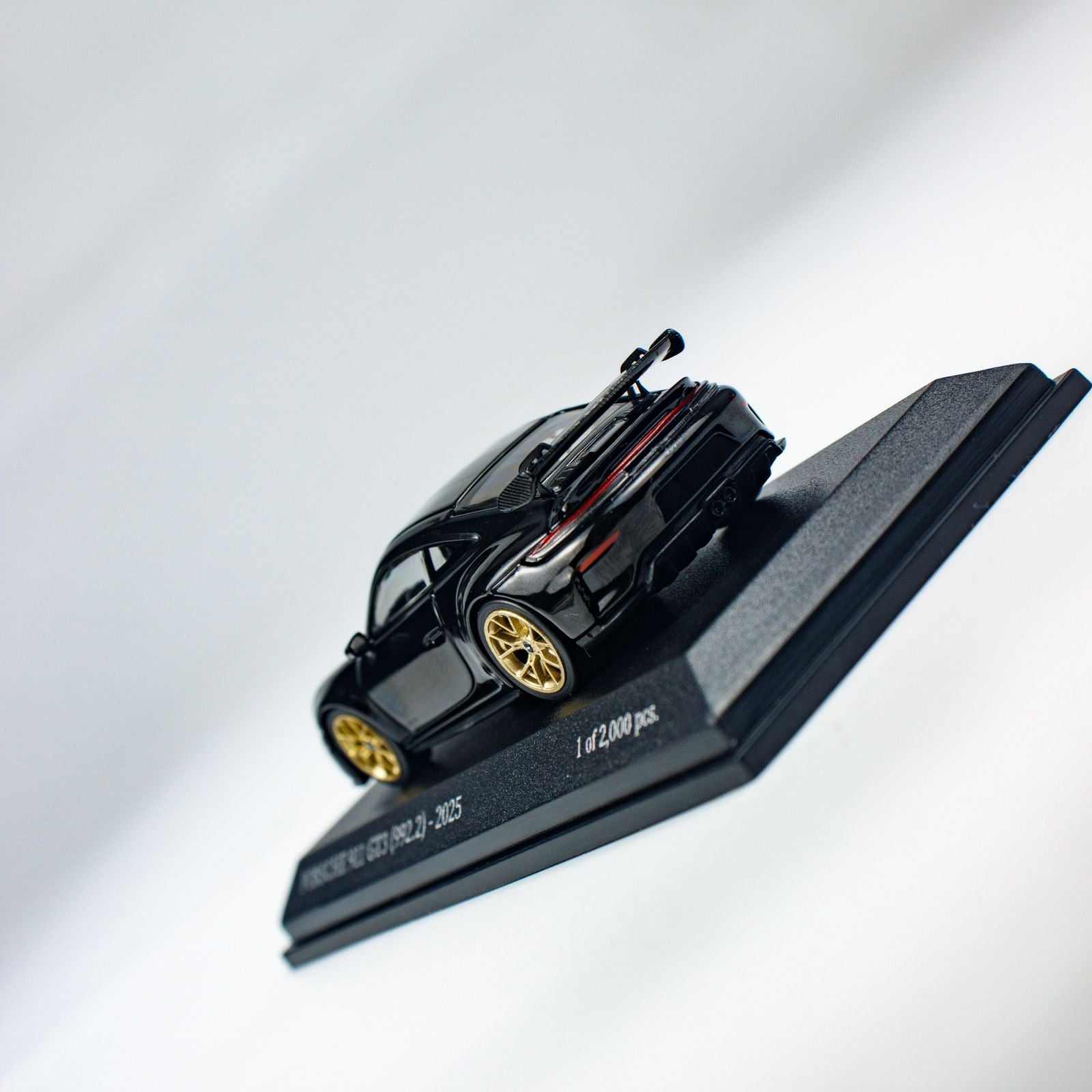 Minichamps 1:64 PORSCHE 911 (992.2) GT3 - 2025 - BLACK CLDC