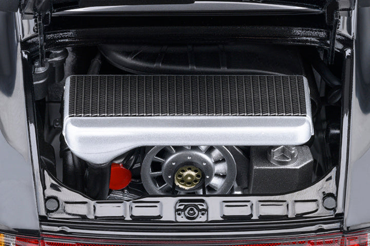 [Preorder] AUTOart 1:18 Porsche 911 Turbo WANGAN Midnight "Blackbird" 78158