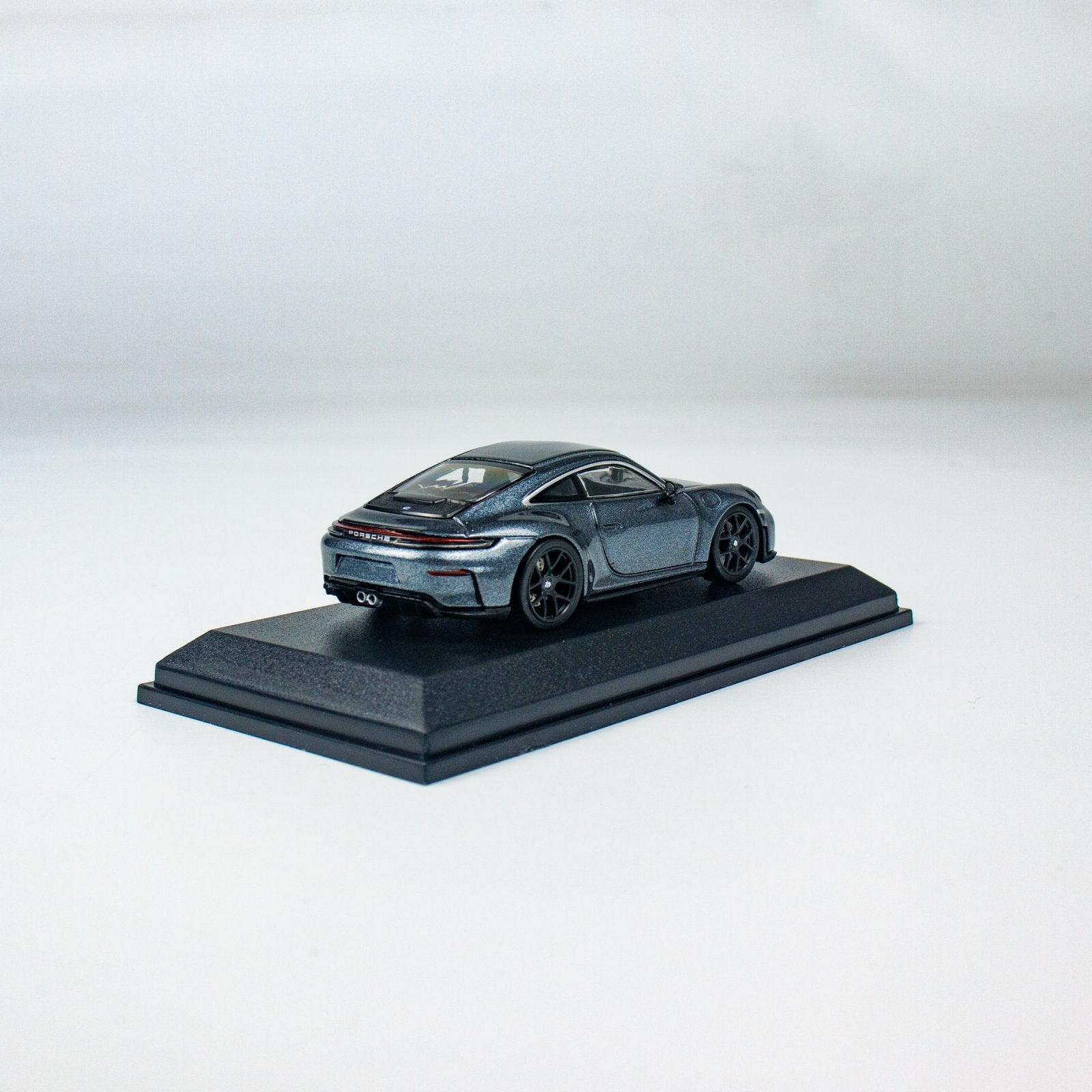Minichamps 1:64 PORSCHE 911 (992.2) GT3 TOURING - 2025 - GREY