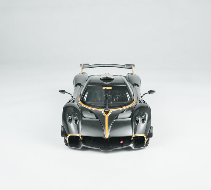 LCD 1:18 Pagani Huyara R Carbon Black LCD18012-CB