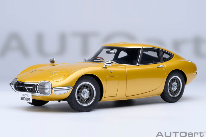 [Preorder] AUTOart 1:18 Toyota 2000GT 1967 Gold 79549