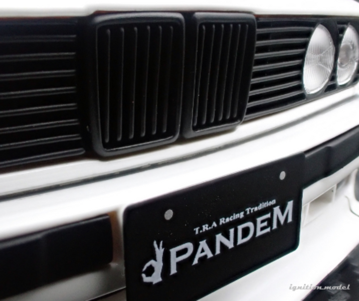 [Preorder] Ignition Model 1:18 PANDEM 30 White IG3714