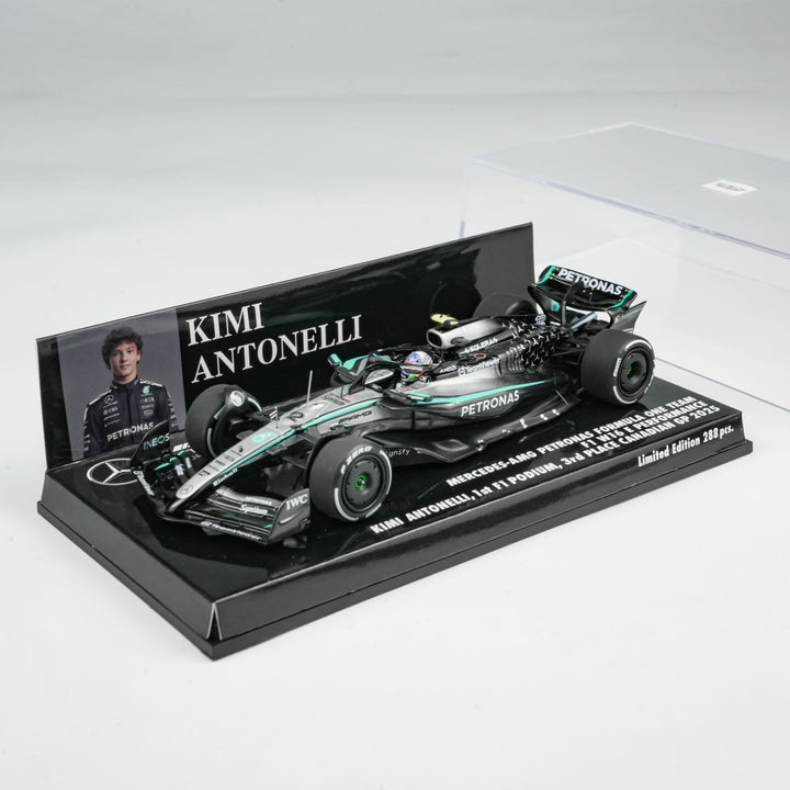 MINICHAMPS 1:43 MERCEDES AMG PETRONAS FORMULA ONE TEAM F1 W16 E PERFORMANCE 417251012