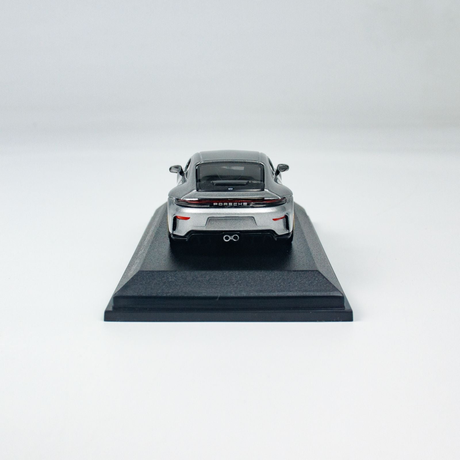 Minichamps 1:64 PORSCHE 911 (992.2) GT3 TOURING - 2025 - SILVER