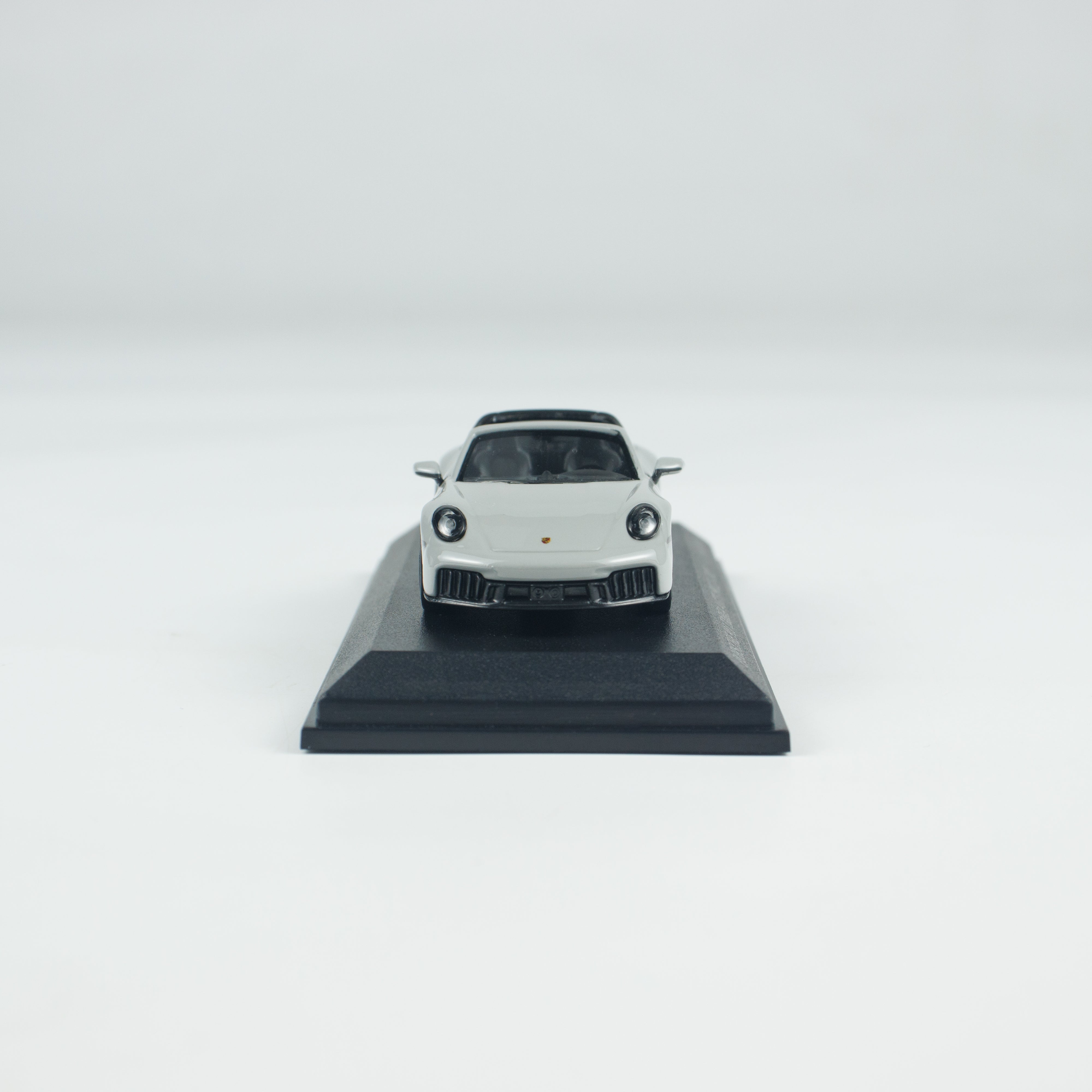 Preorder] MINICHAMPS 1:64 PORSCHE 911 (992.2) TARGA 4 GTS -2025