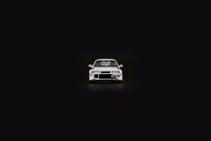 [Preorder] BM Creation 1:64 Mitsubishi Lancer EVO 6.5 -White Tommi Edition