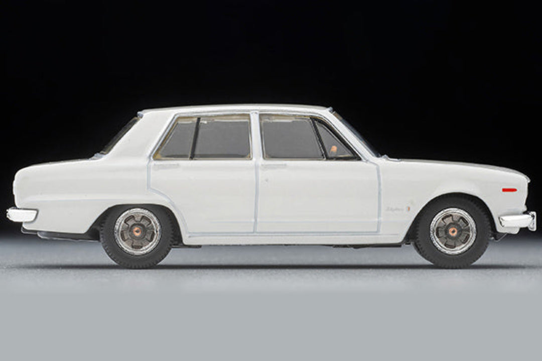 Tomytec TLVN 1:64 Nissan Skyline 2000 GT-X (white) 1972