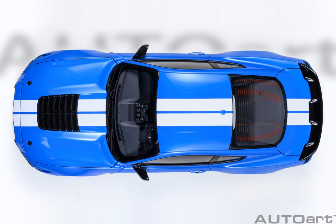 [Preorder] AUTOart 1:18 Ford Mustang Shelby GT500 (Grabber Blue) 73094
