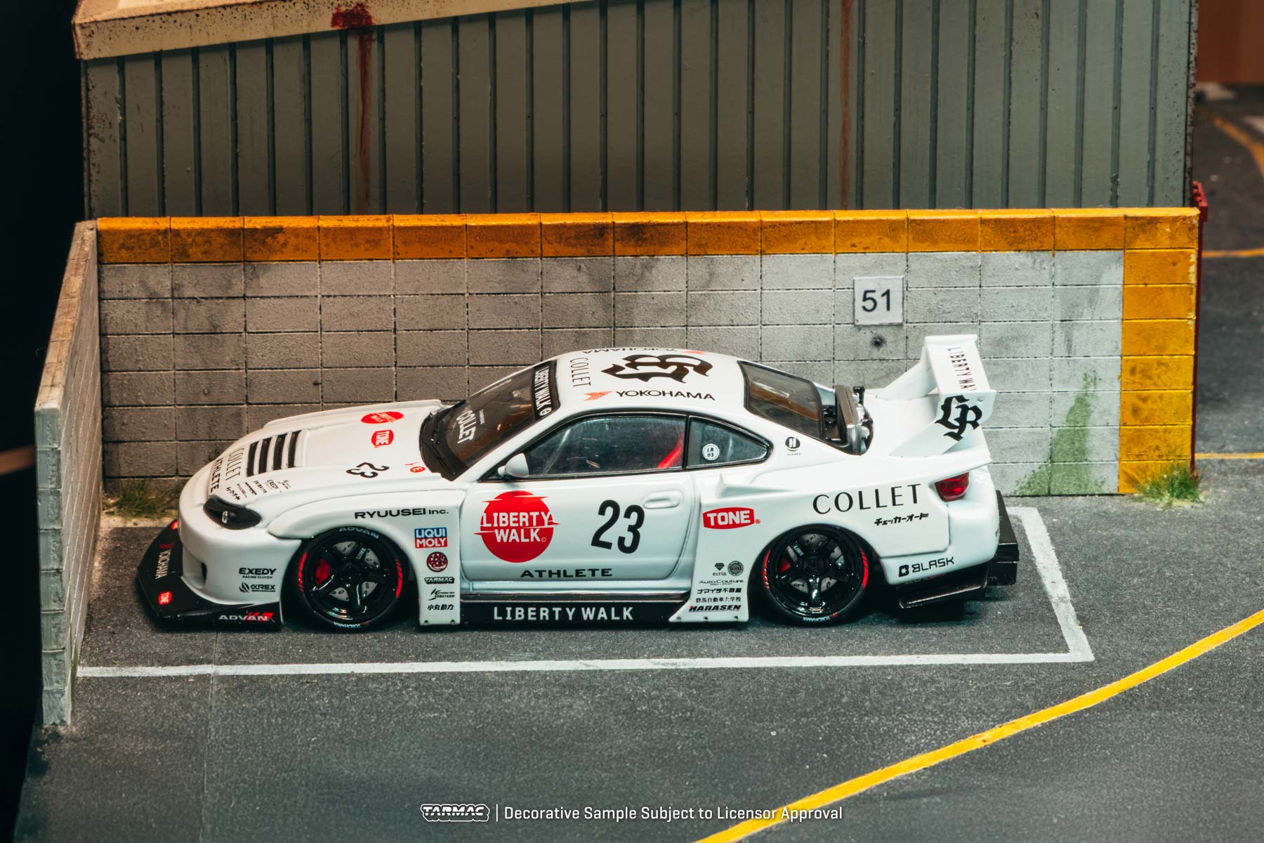 Preorder] Tarmac Works 1:43 LB-Super Silhouette Nissan SILVIA (S15