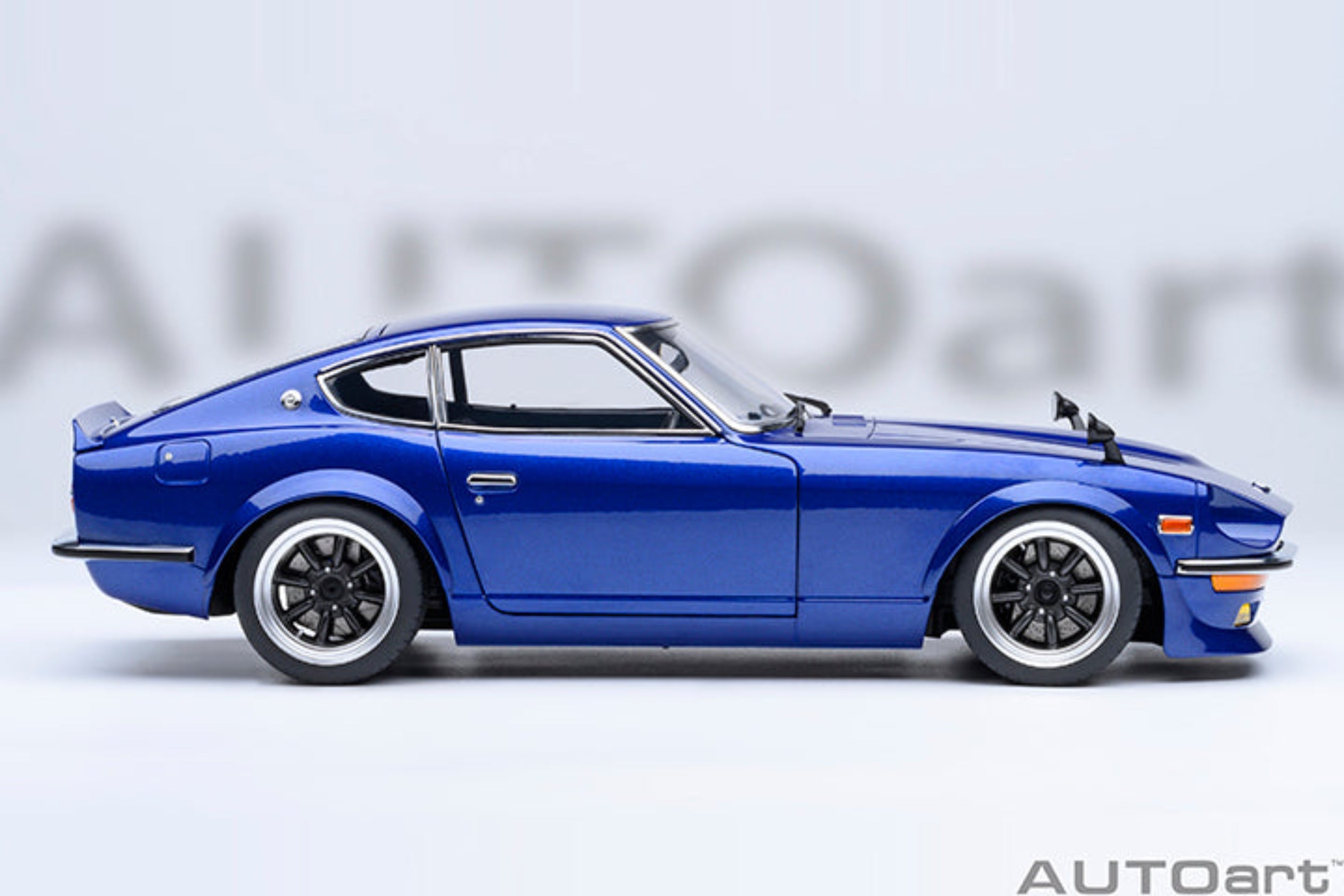 AUTOart 1:18 Nissan Fairlady Z WANGAN Midnight 