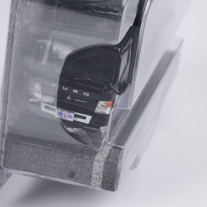 [Preorder] Tarmac Works 1:64 Mitsubishi Fuso Canter New York Sunshine T64T-TL002-NYS