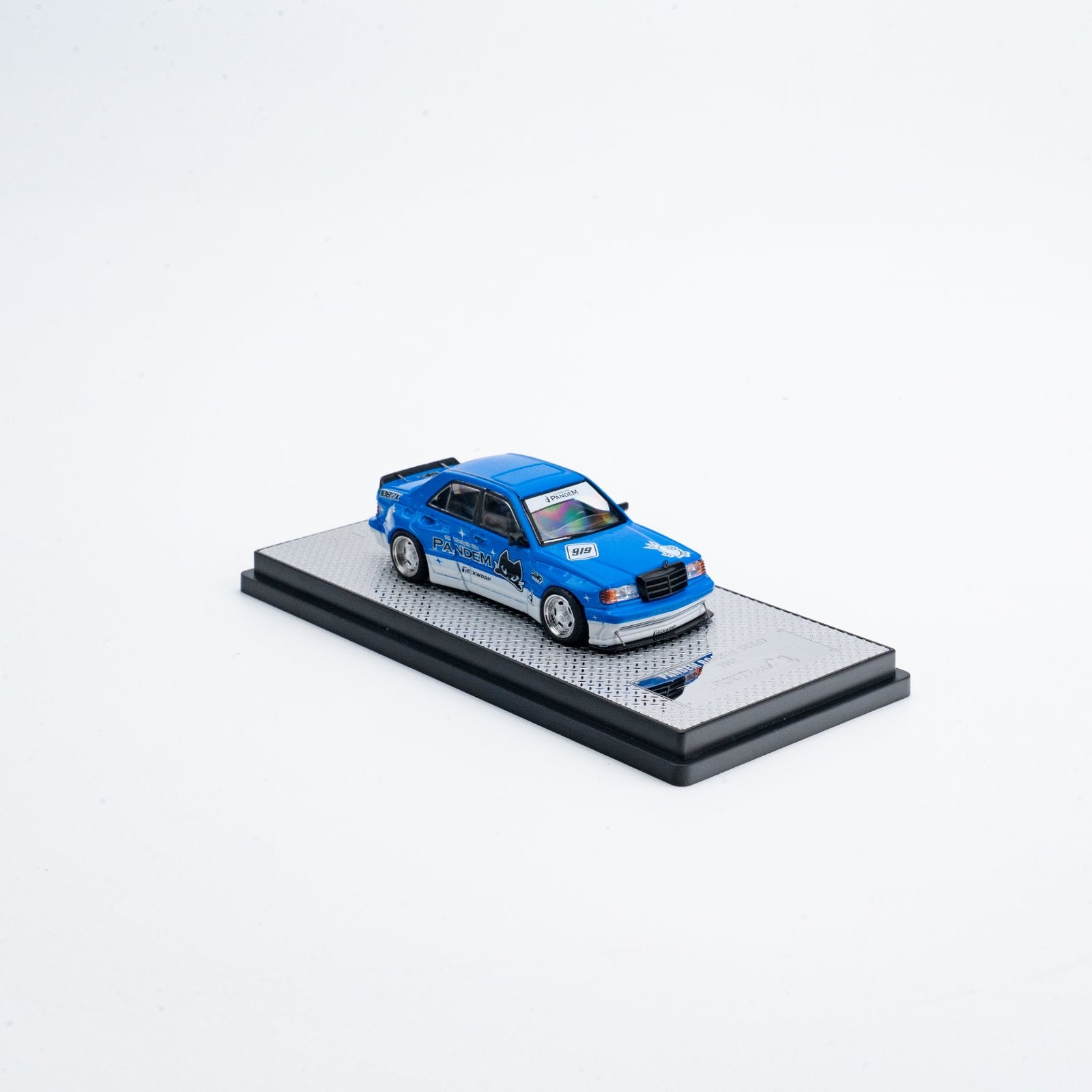 Inno64 1:64 PANDEM ROCKET BUNNY 190E Echo Gao's Car IN64-190EP