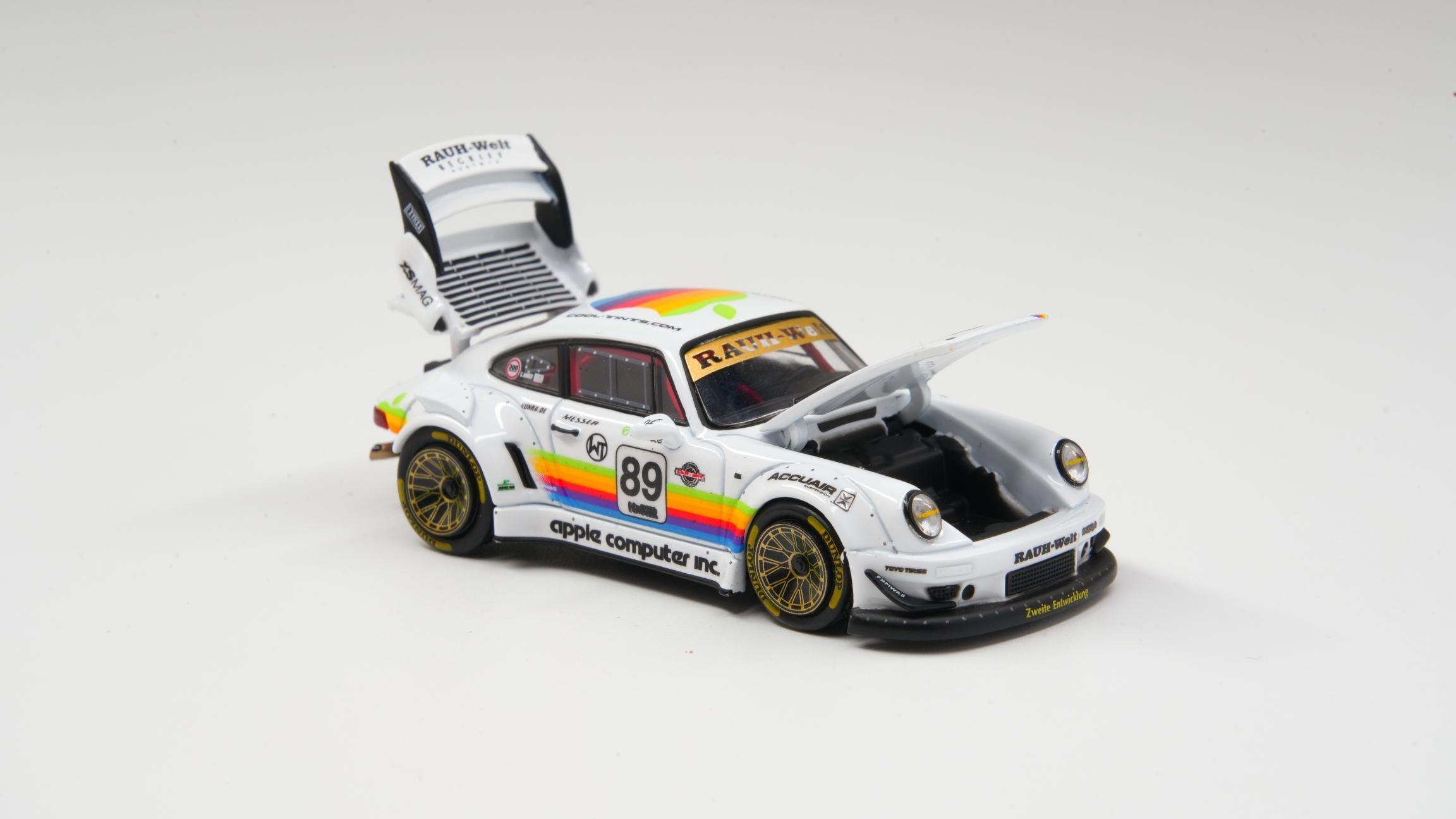 1/64 AR KAIZO RWB930 サイン入り 北京HEC限定 Preorder] AR KAIZO 1:64 RWB 930 APPLE 6K0000301 – Horizon Diecast