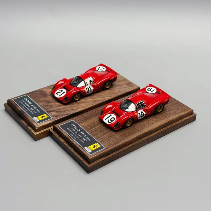 DMH 1:64 Ferrari 330P4 Coupe (24h Le mans 1967 2nd) Red 