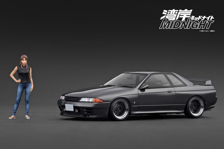 [Preorder] Ignition Model 1:18 NISSAN SKYLINE GT-R (R32) Gun Metallic MIDNIGHT Reina's R With Ms.Reina Akikawa IG3595